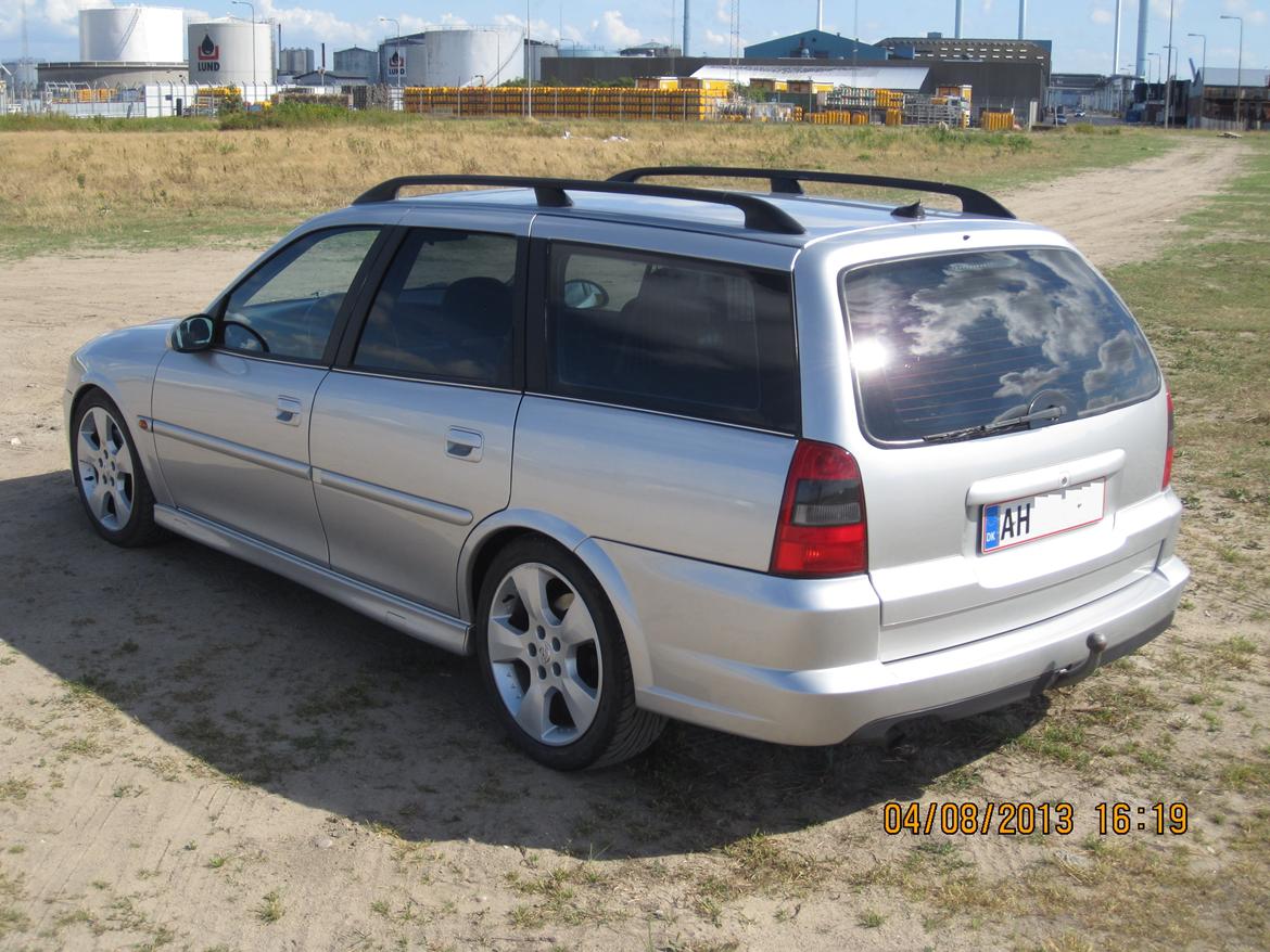 Opel Vectra 2.2 DTi Sport billede 7