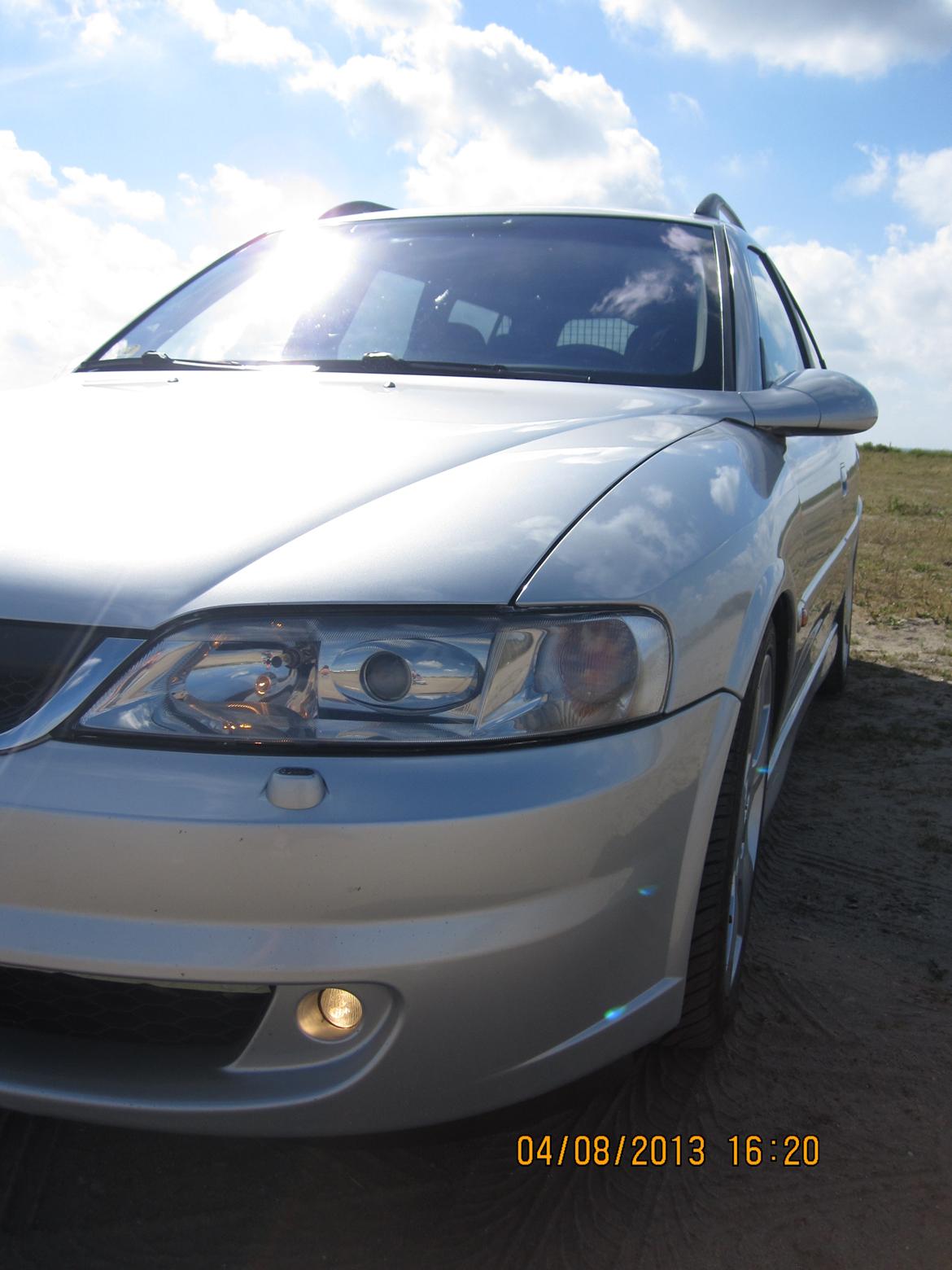 Opel Vectra 2.2 DTi Sport billede 10