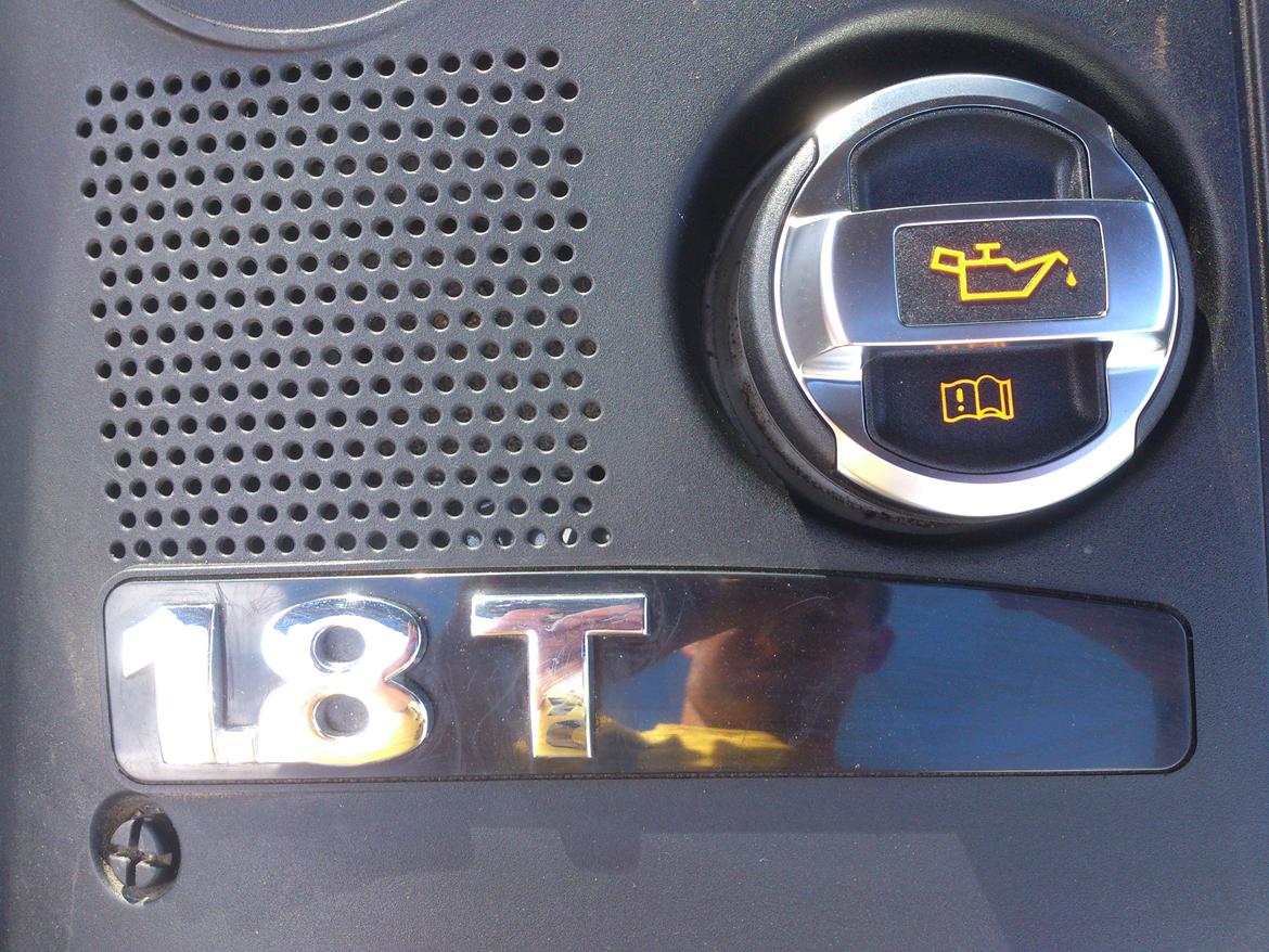 VW Passat 3BG Variant ~ 1.8T 20V - Audi R8 Oliedæksel:-) billede 14
