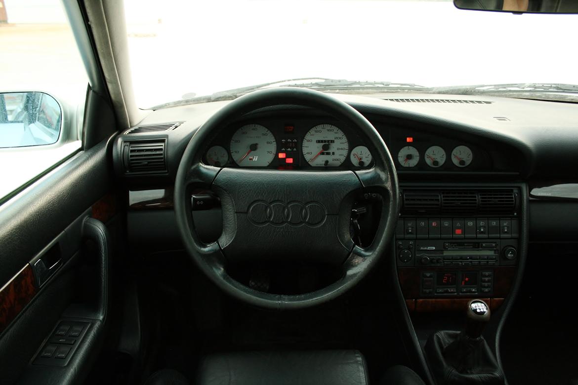 Audi 100 S4 V8 4.2 quattro billede 3