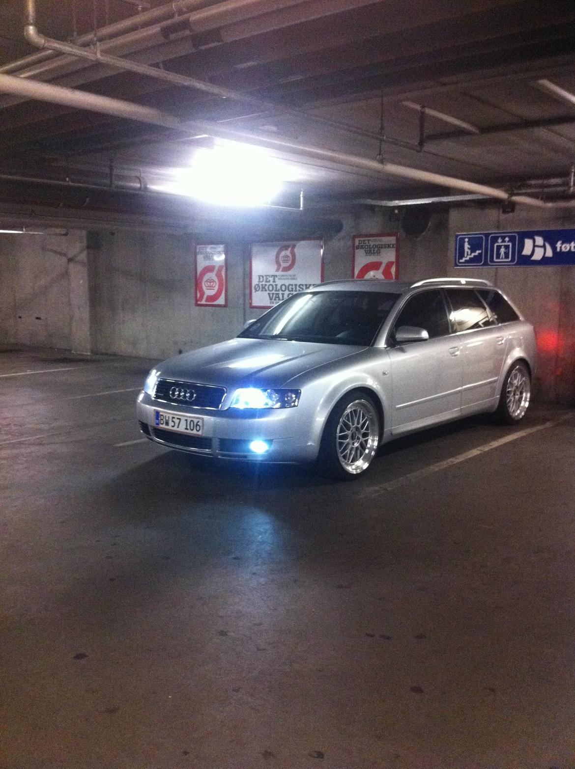 Audi A4 1.8T Quattro billede 12