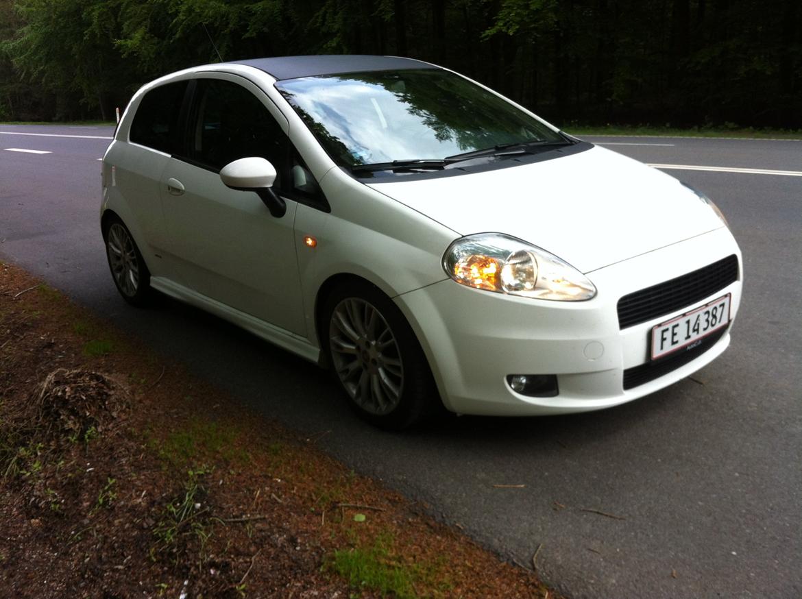 Fiat Grande Punto JTD Sport billede 15