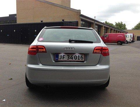 Audi Audi A3 1,6 Attraction Sportback 5d billede 7