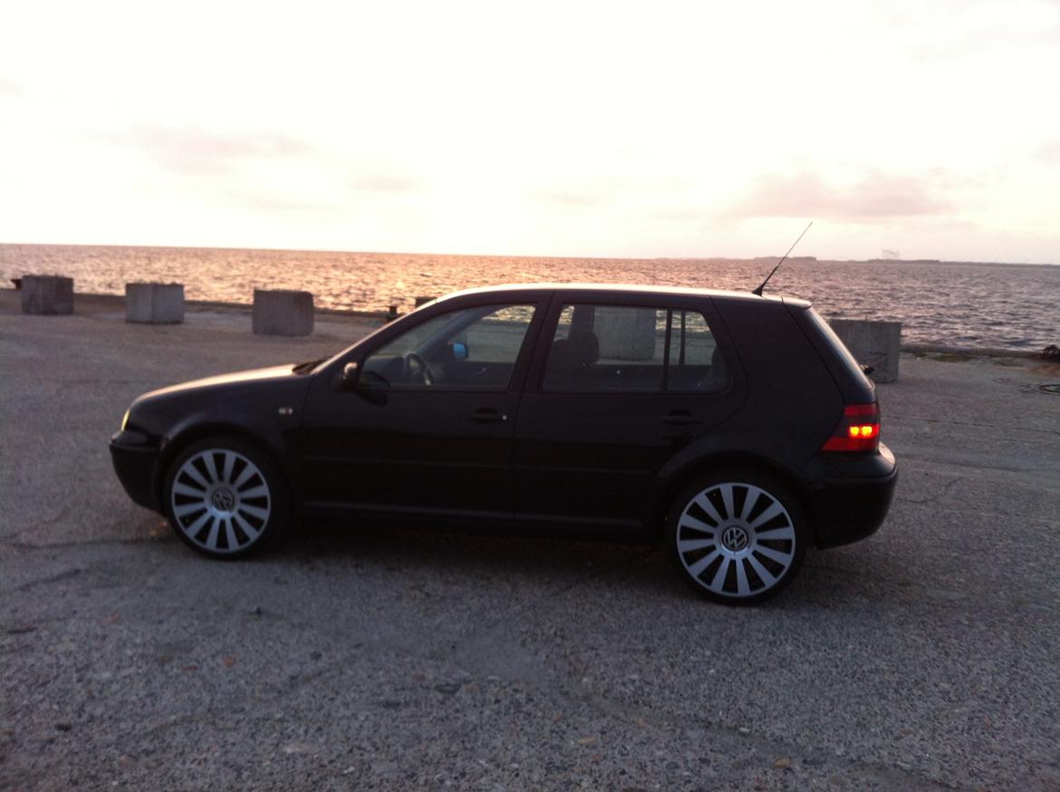 VW Golf IV Highline billede 2