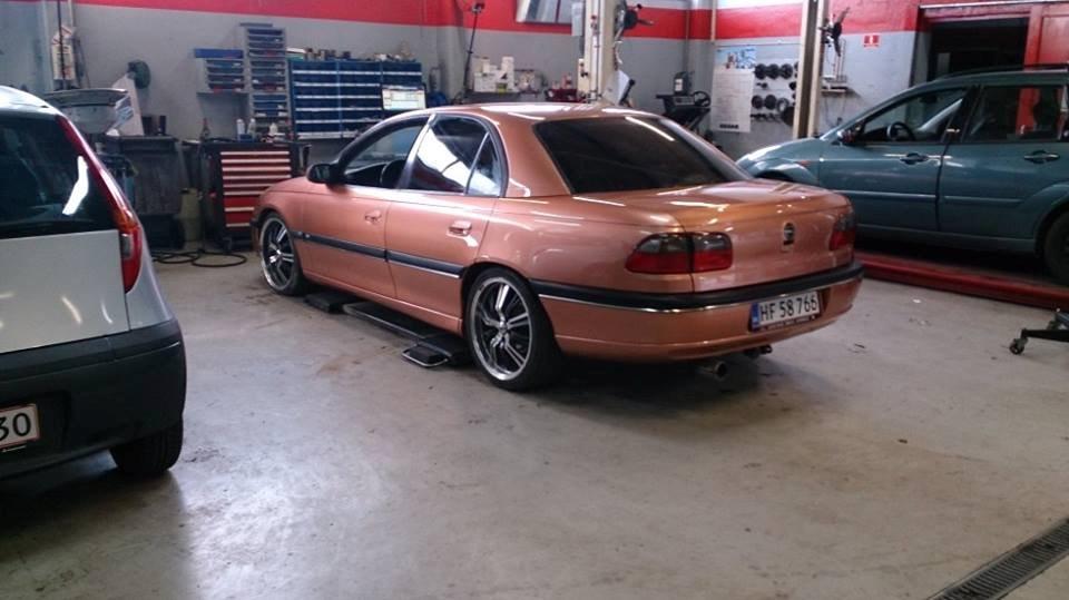 Opel Omega B 2,0 16V CD - nymalet billede 16