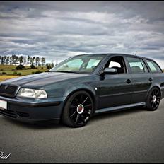 Skoda Octavia Combi 1.8T