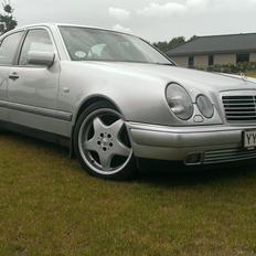 Mercedes Benz E300 Avantgarde 3.0D Aut.