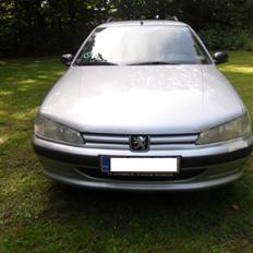 Peugeot 406