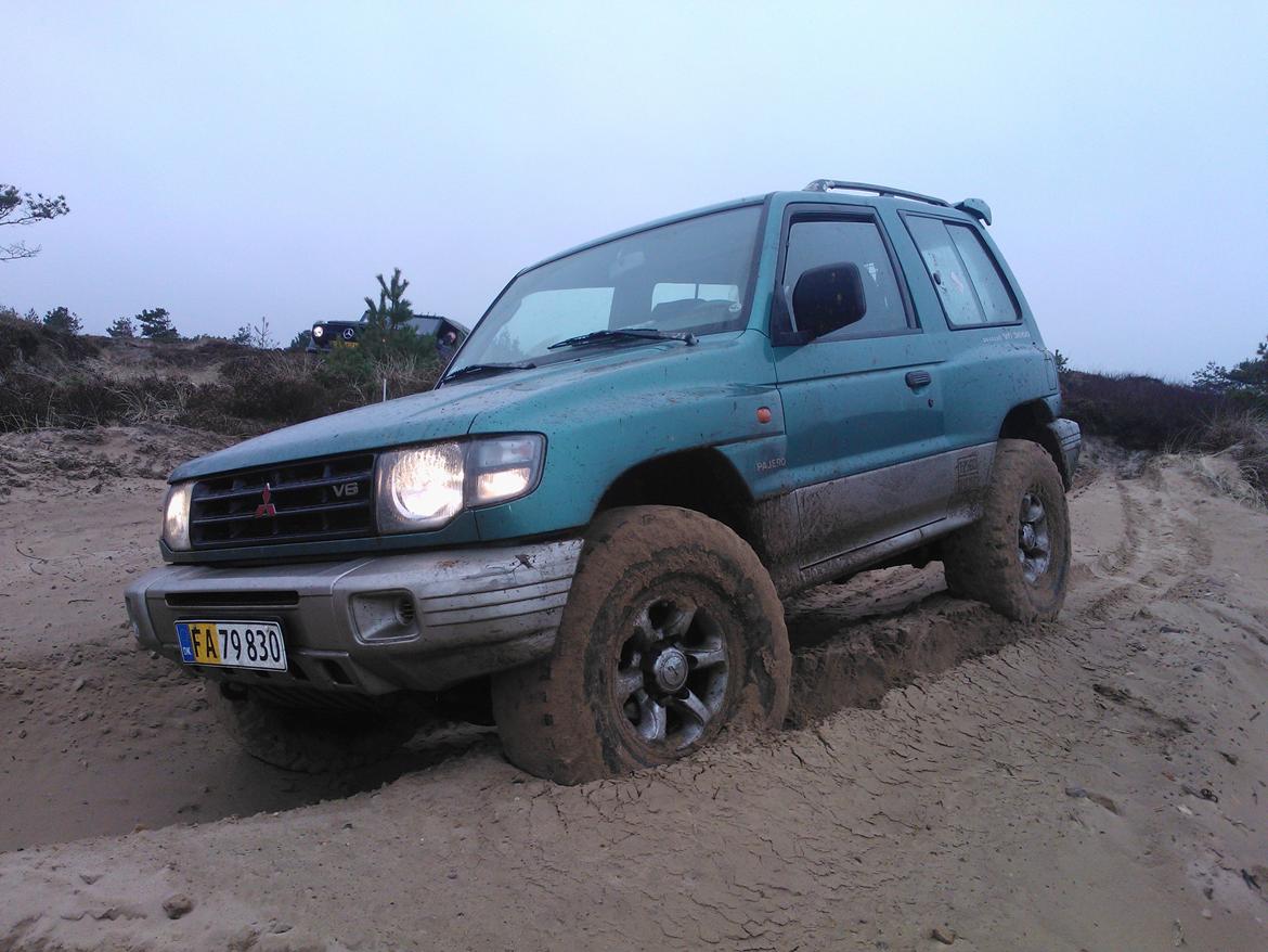 Mitsubishi Pajero V6 3000 aut billede 3