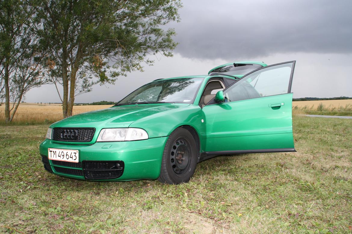 Audi A4 1.8T Quattro billede 1