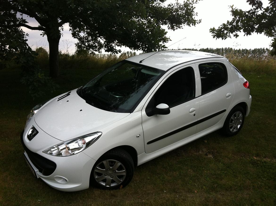 Peugeot 206+ 1,4 active 5 dørs billede 3
