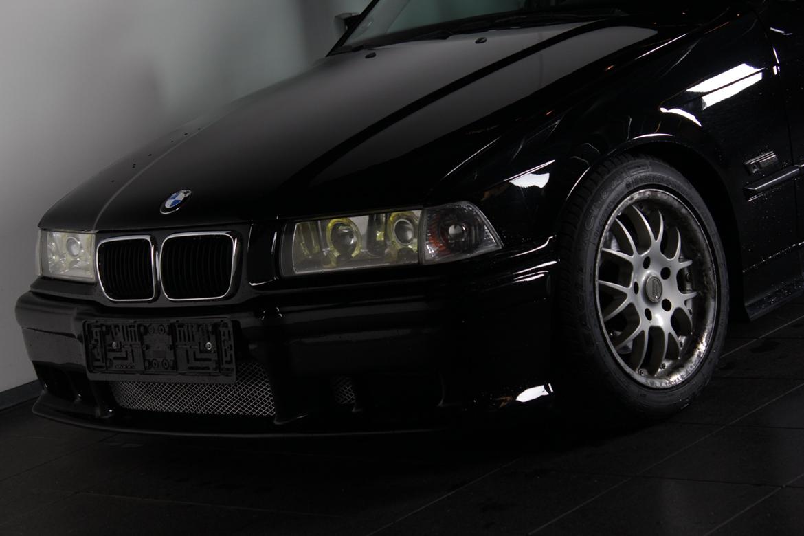 BMW 320I billede 3