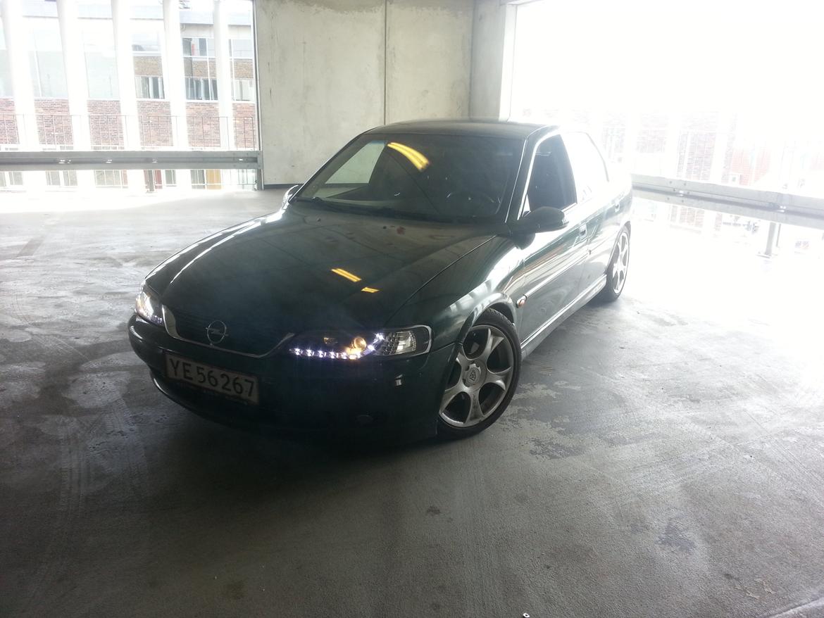 Opel Vectra B billede 1