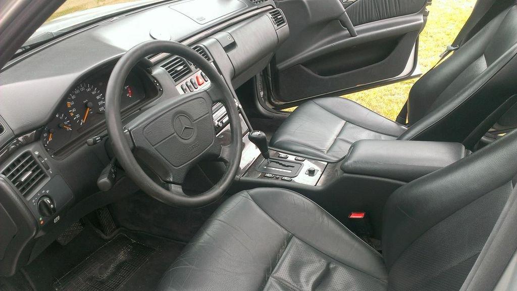 Mercedes Benz E300 Avantgarde 3.0D Aut. billede 9