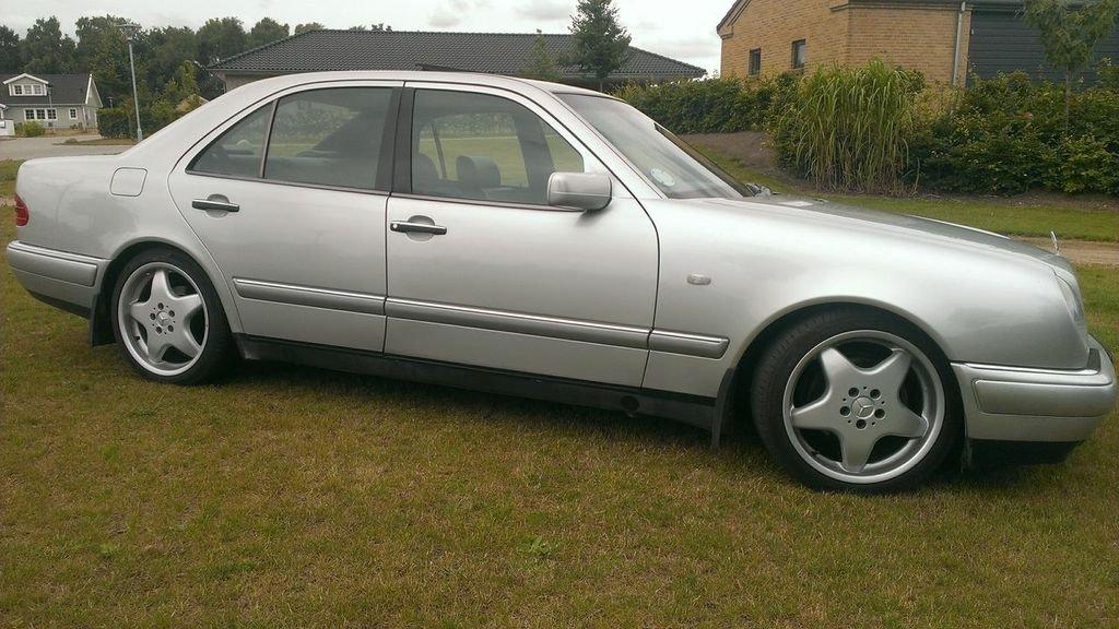 Mercedes Benz E300 Avantgarde 3.0D Aut. billede 4