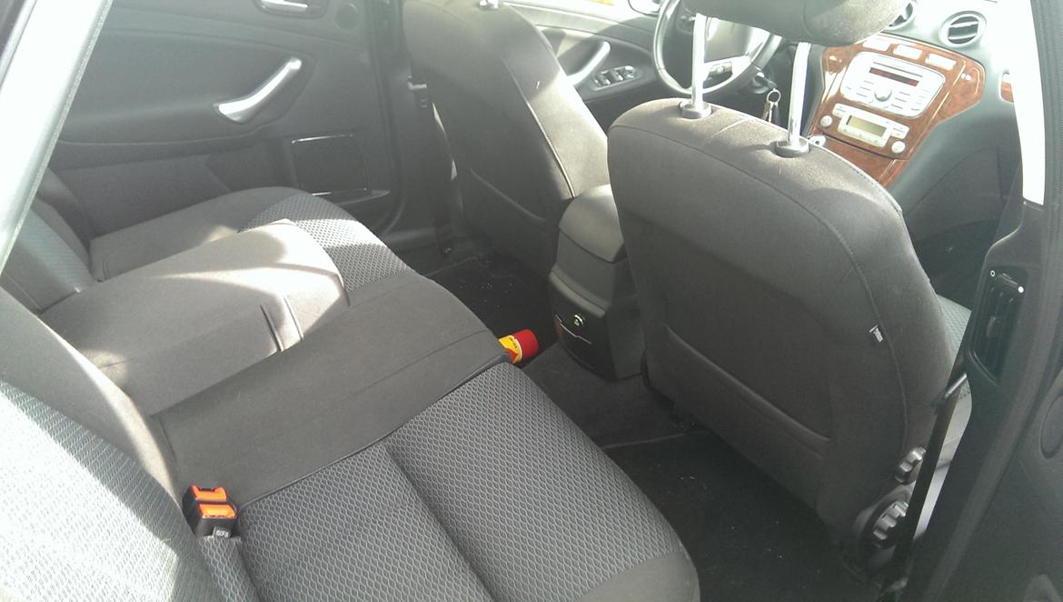 Ford Mondeo 2,0 Ghia 4d billede 6