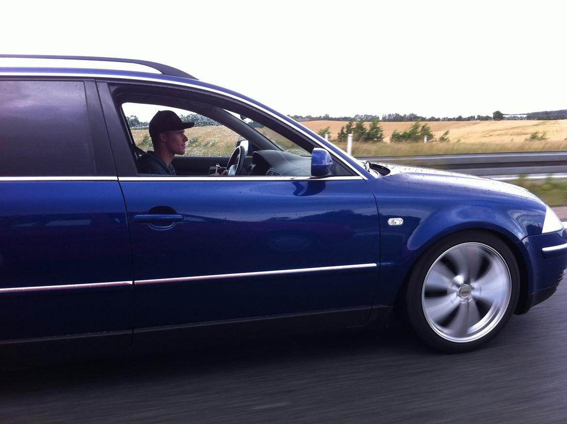 VW Passat 3BG, 1.9 TDI - Highline // SOLGT billede 17