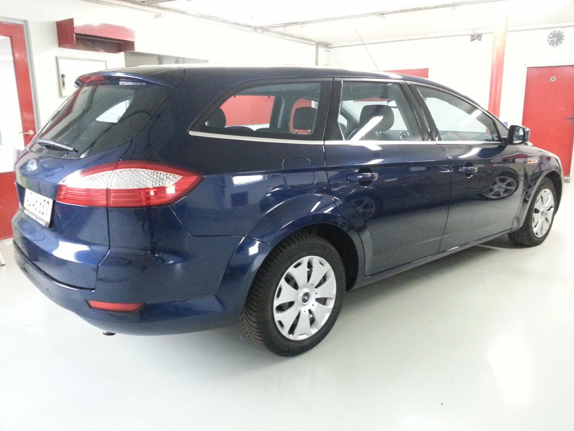 Ford Mondeo 2,5 20v Turbo titanium stc. billede 15