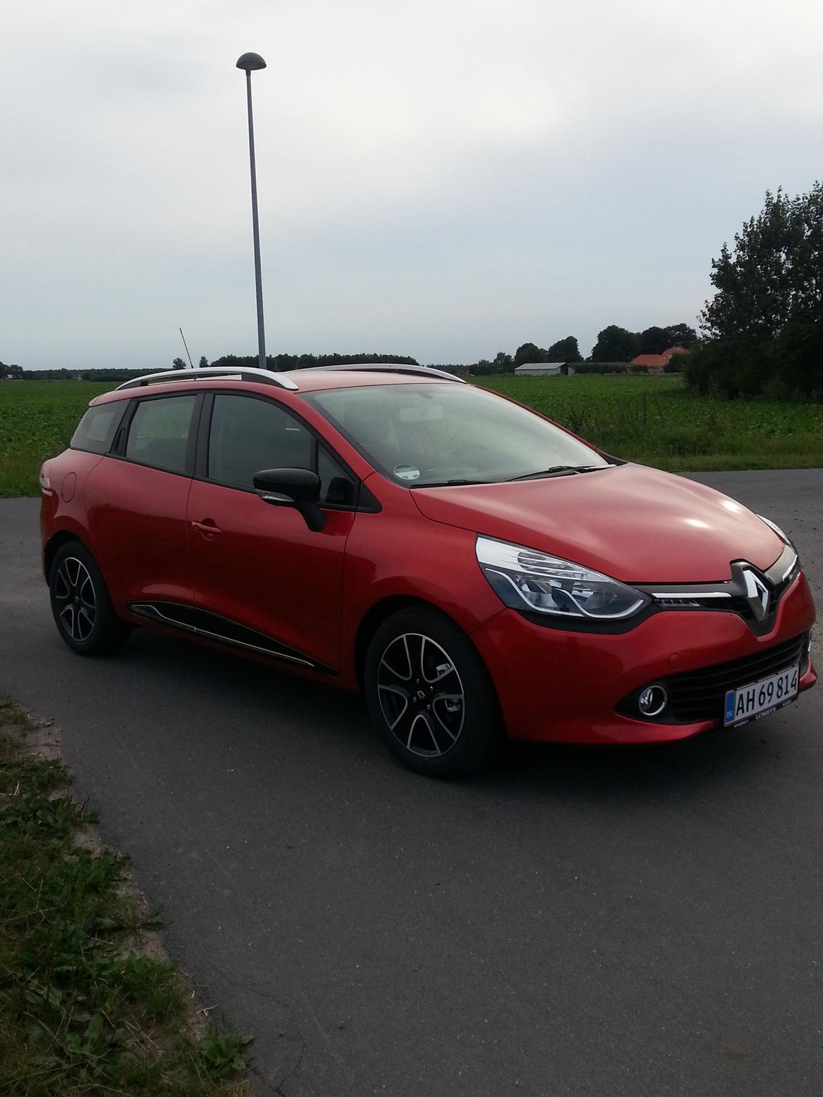 Renault Clio IV Sport Tourer 1,5 dCi Expression 75 hk. billede 2