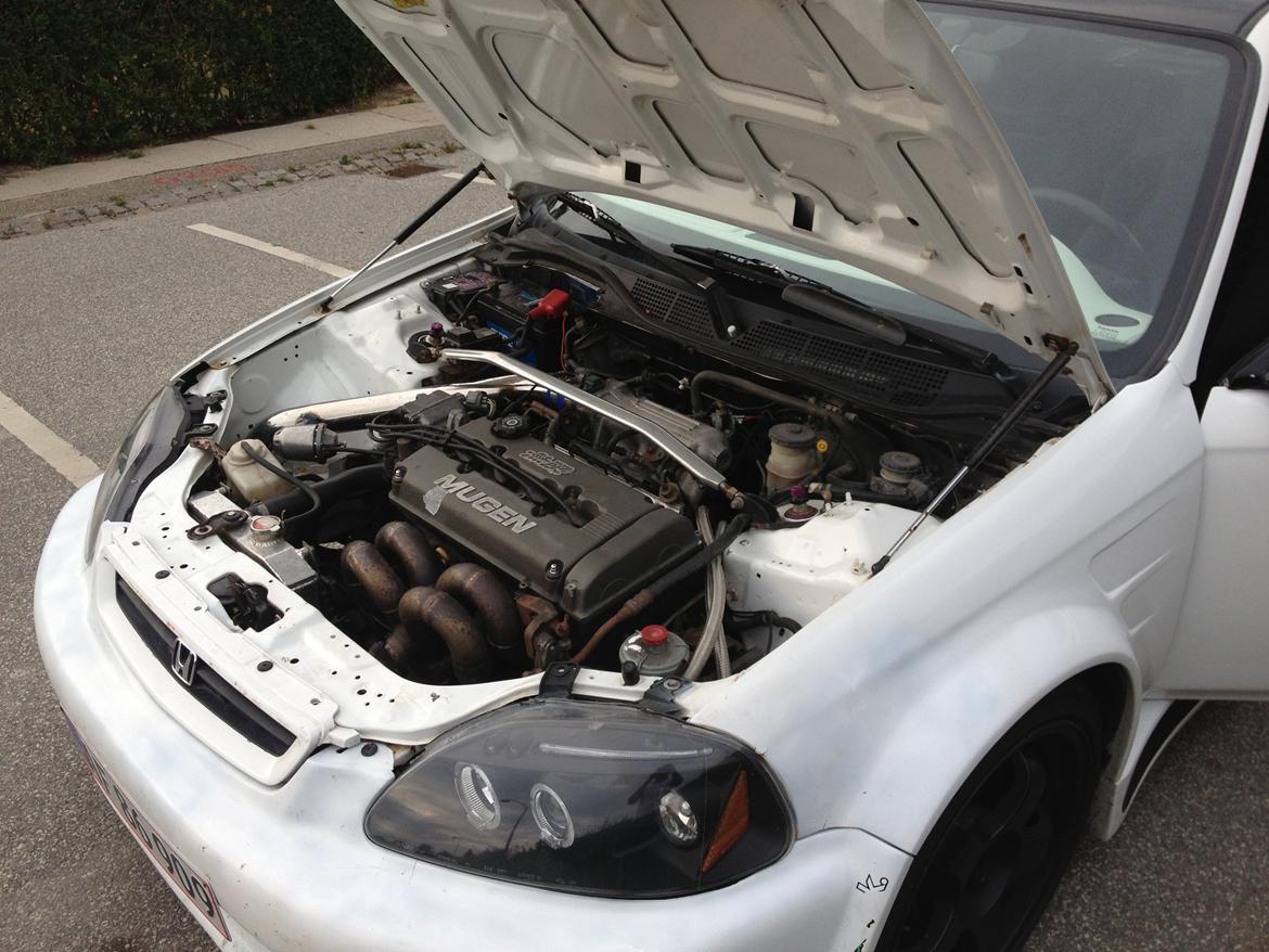 Honda Civic 1,6 VTI billede 3