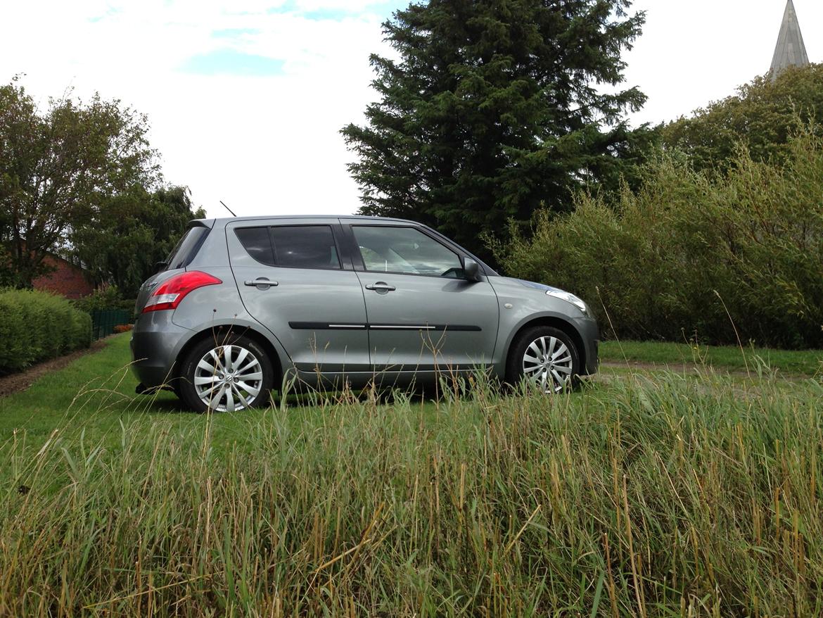 Suzuki swift ECO+ S billede 8