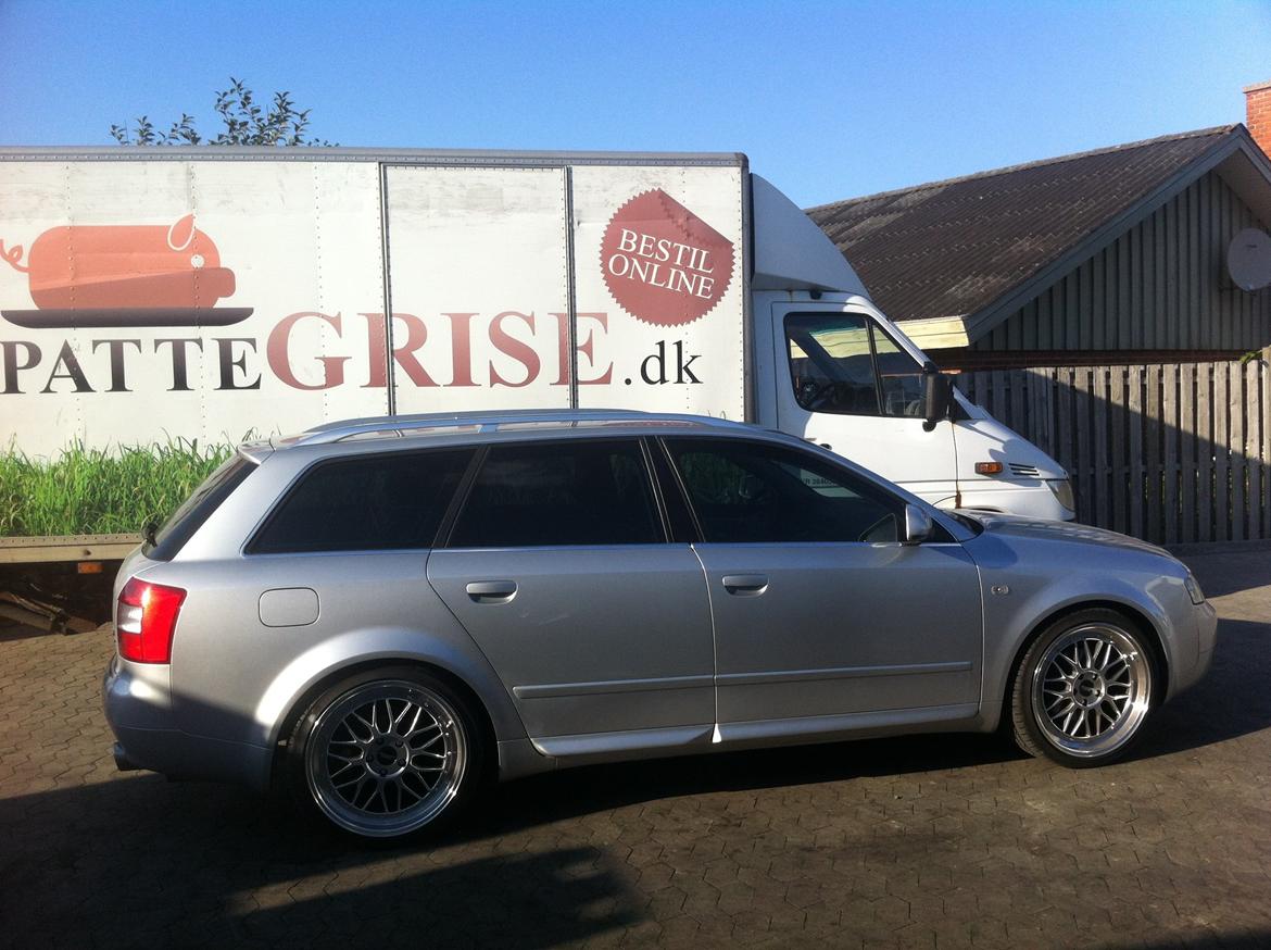 Audi A4 1.8T Quattro billede 15