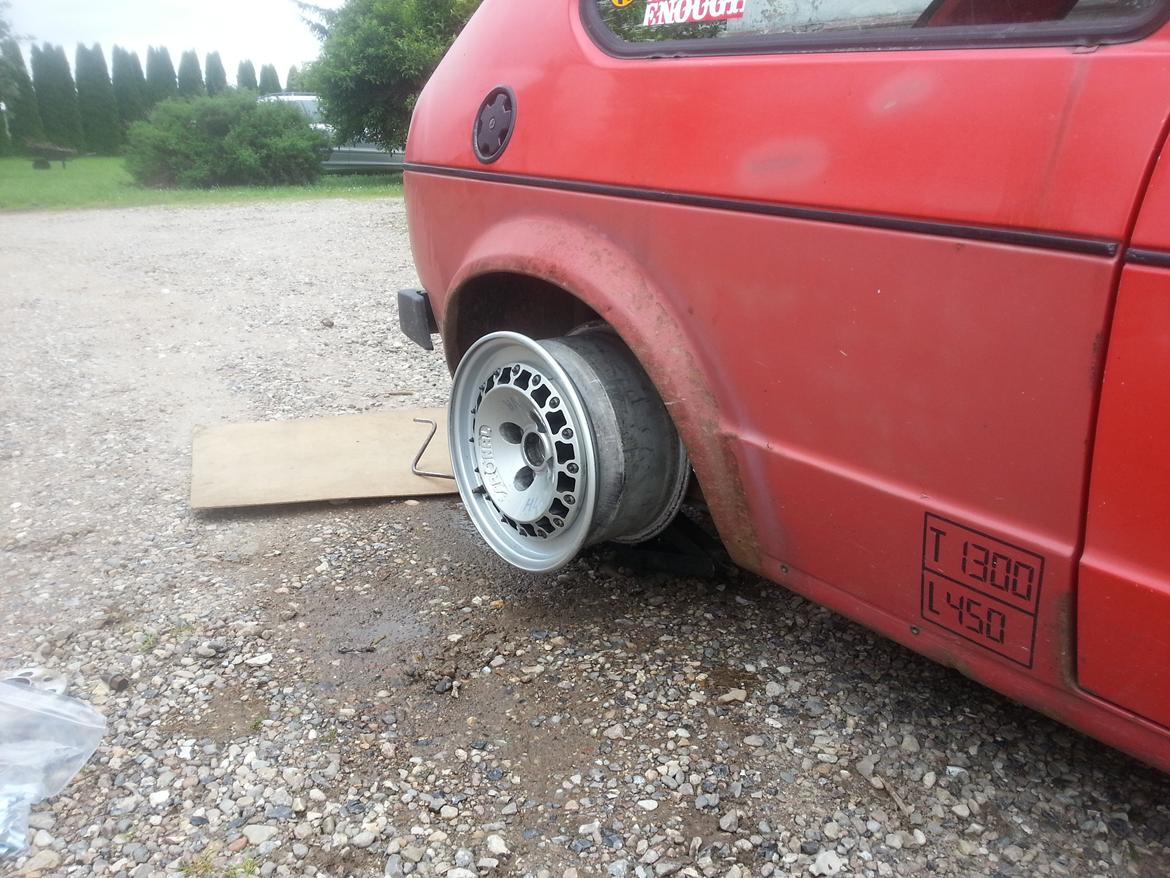 VW Golf MK1 GTI Pirelli - Prøvemontering af Ronal fælge =) billede 15