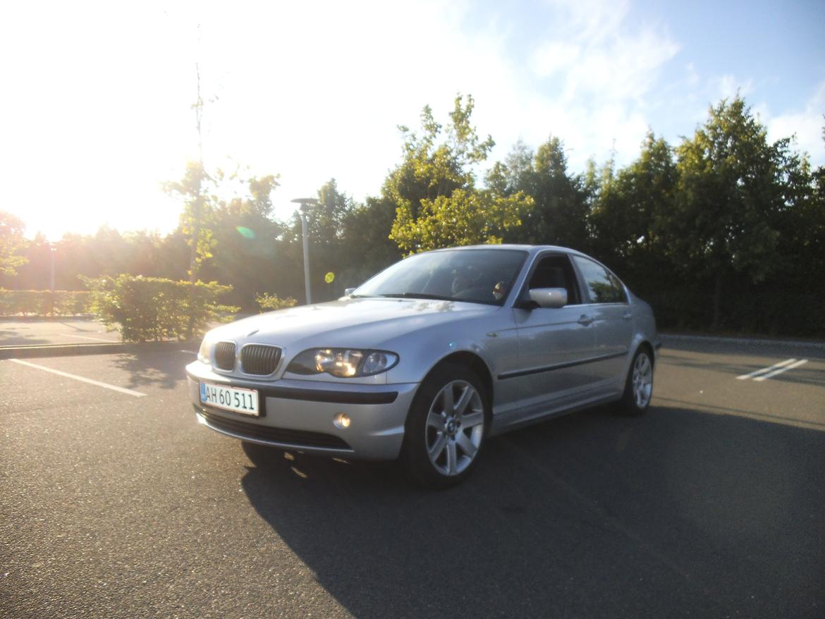 BMW 316i 1.8 115 billede 1