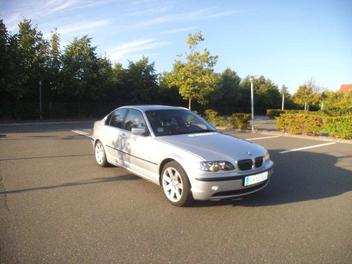 BMW 316i 1.8 115 billede 2