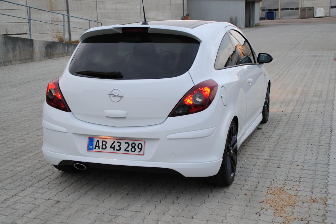 Opel Corsa D Limited Edition billede 3