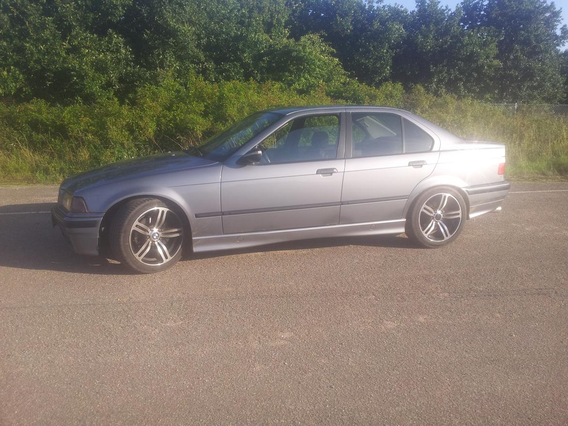 BMW E36 320i billede 5