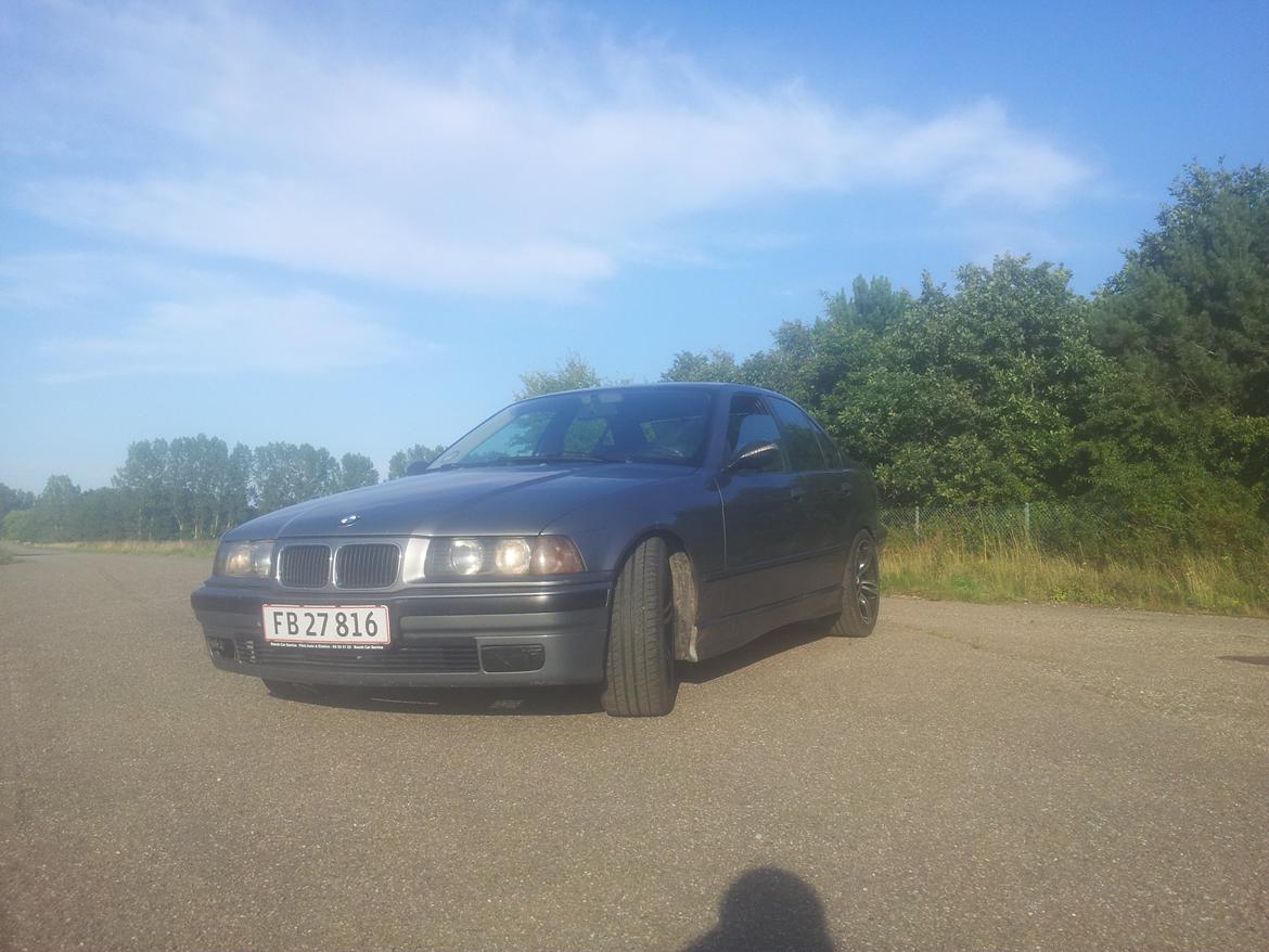 BMW E36 320i billede 15