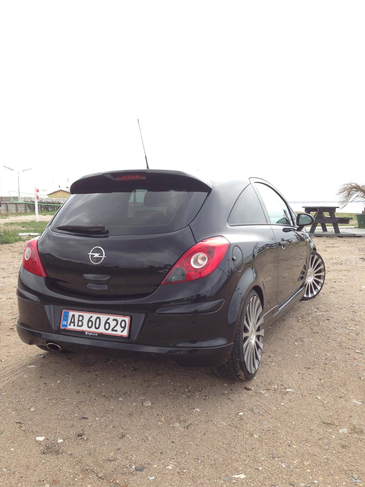 Opel Corsa 1.6 Gsi Turbo billede 1