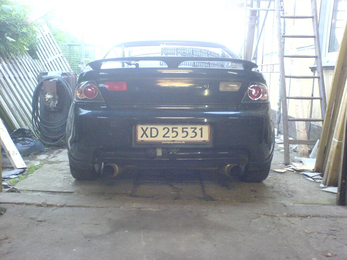 Mazda 323F GT 2,0 V6 billede 8