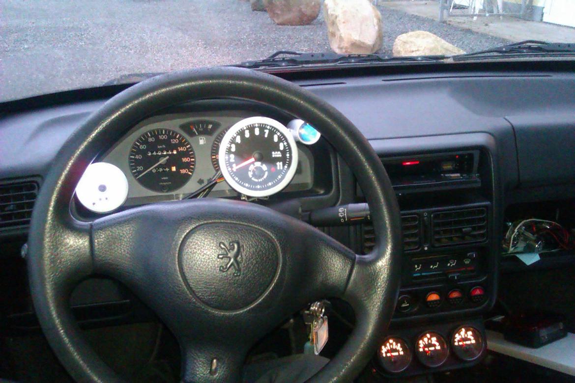 Peugeot 106 1.4i (skrottet) billede 12