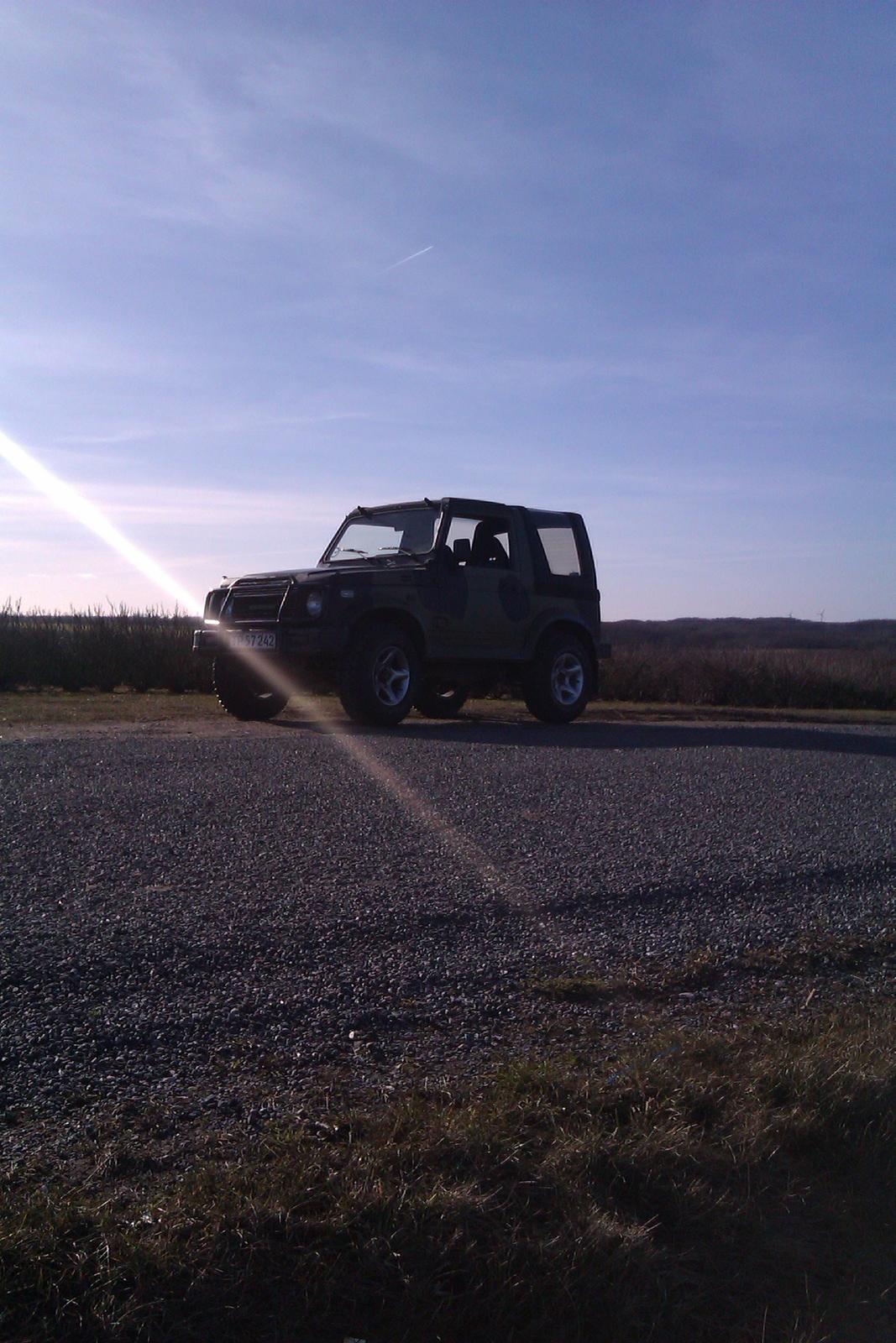 Suzuki Samurai billede 2