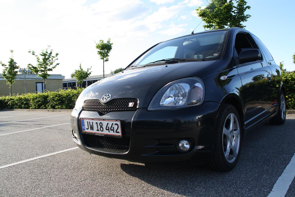 Toyota Yaris 1,5 T-Sport (SOLGT) billede 1