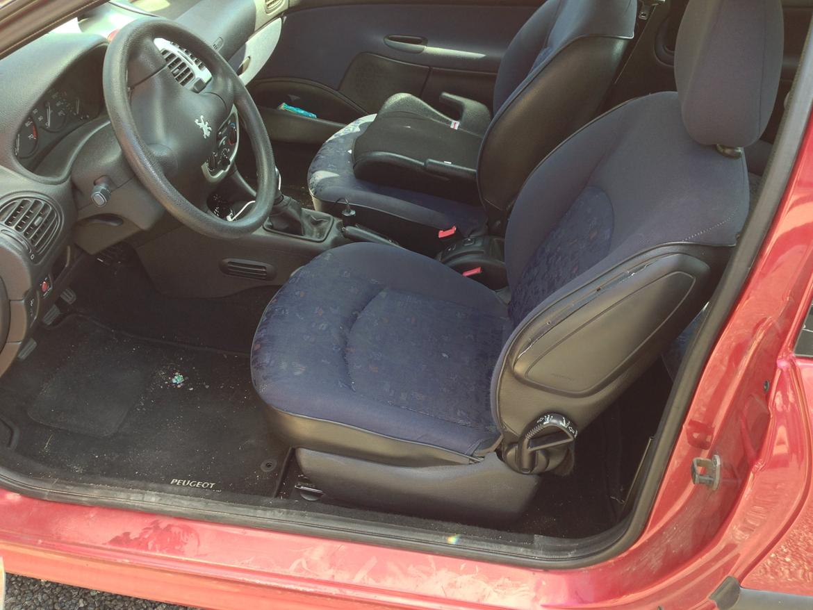 Peugeot 206 1.4 billede 9