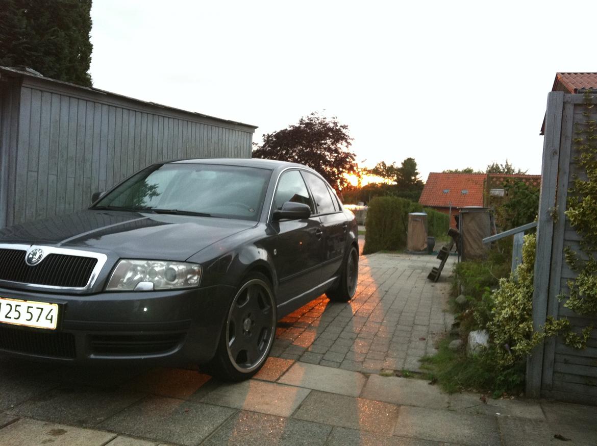 Skoda Superb 3U 1,8T 20v - SOLGT billede 5