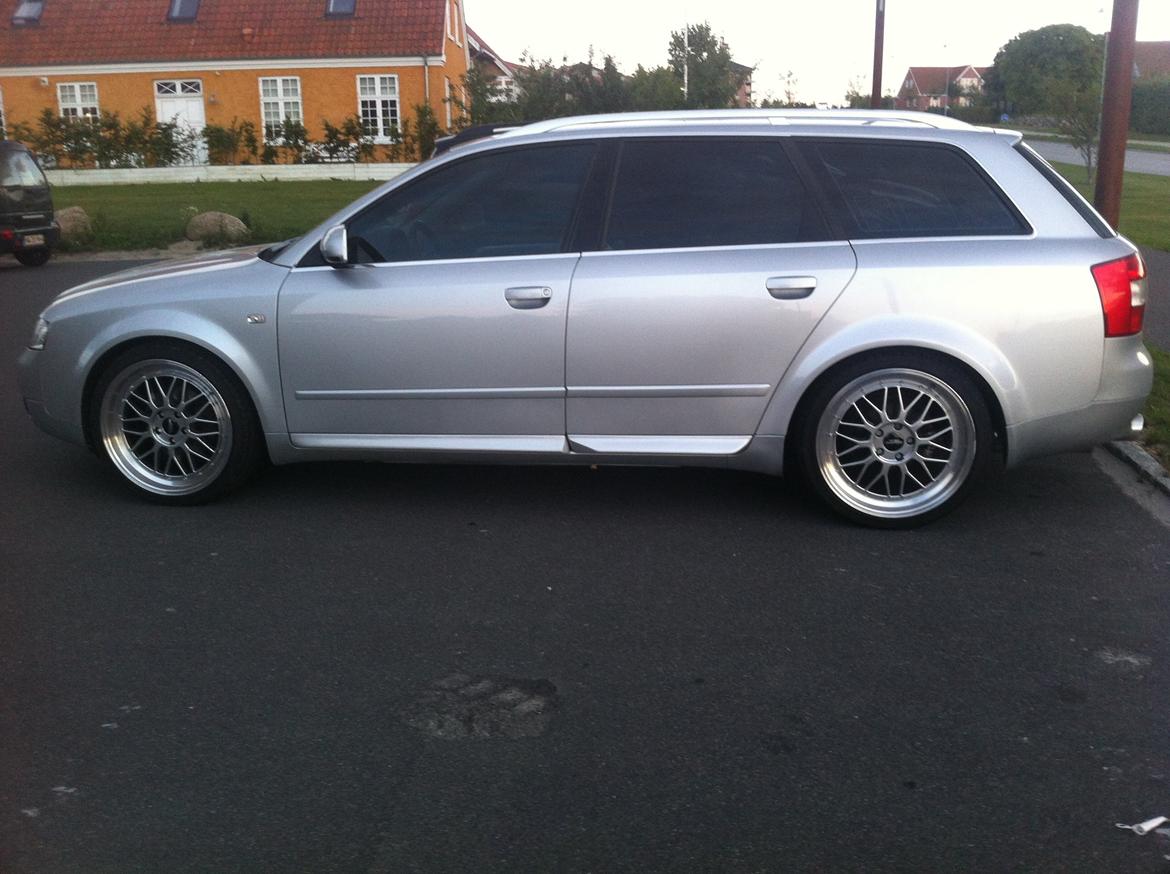 Audi A4 1.8T Quattro billede 18