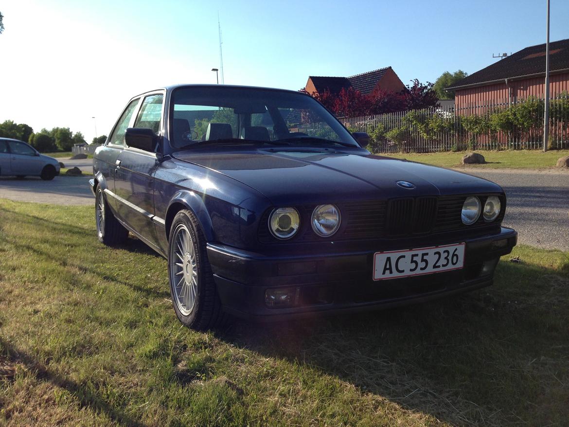 BMW E30 318is billede 1