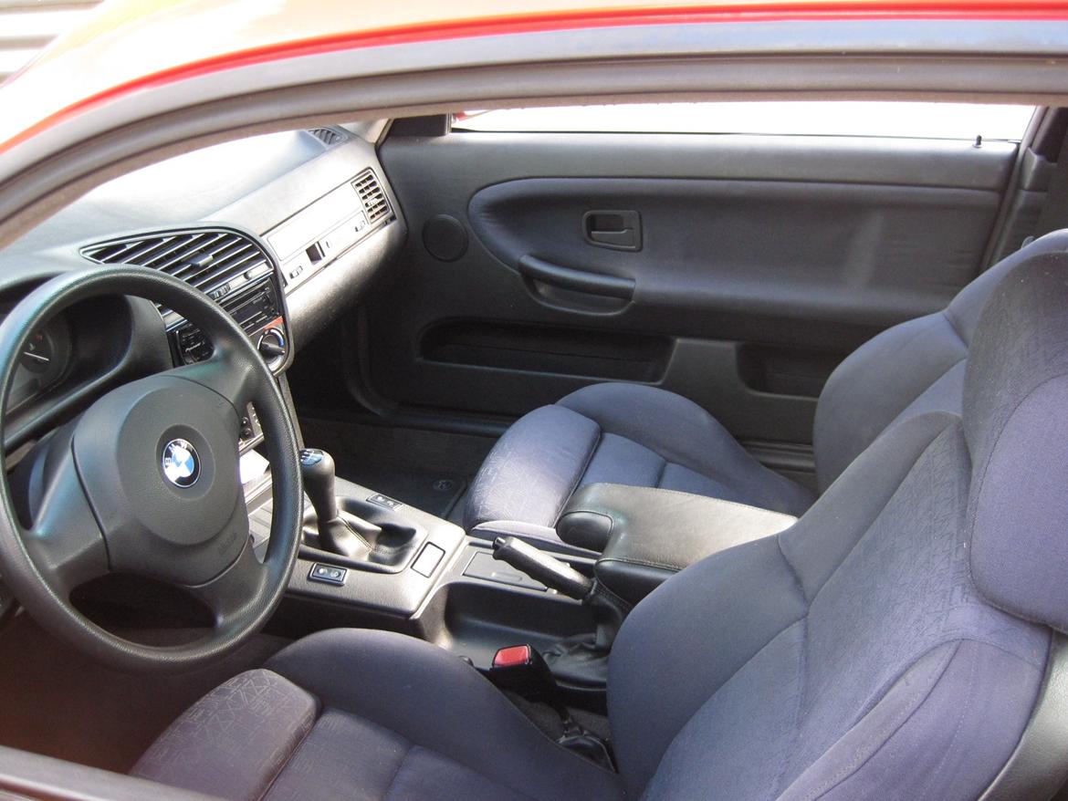 BMW 320i billede 5