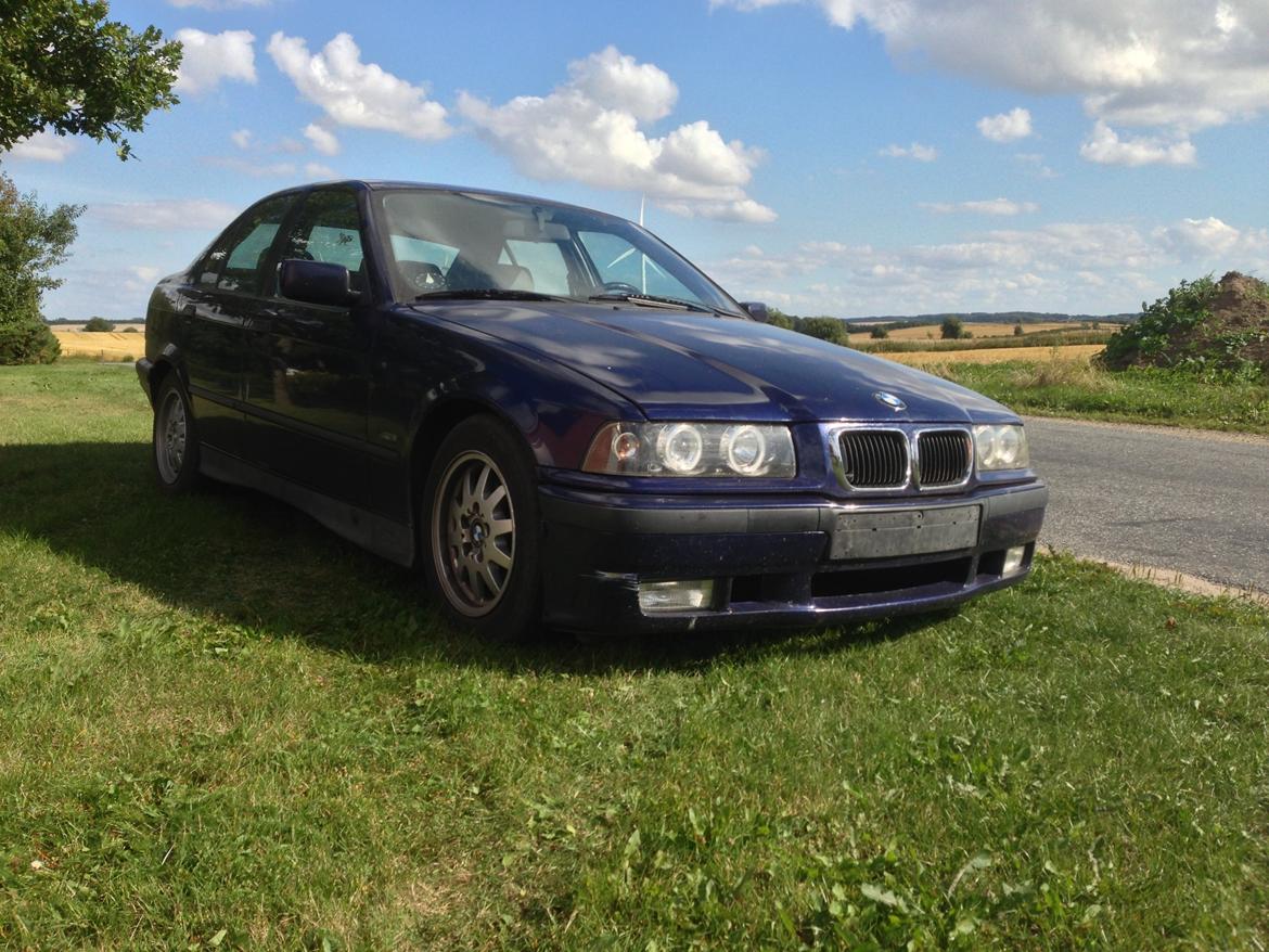 BMW 316I billede 1