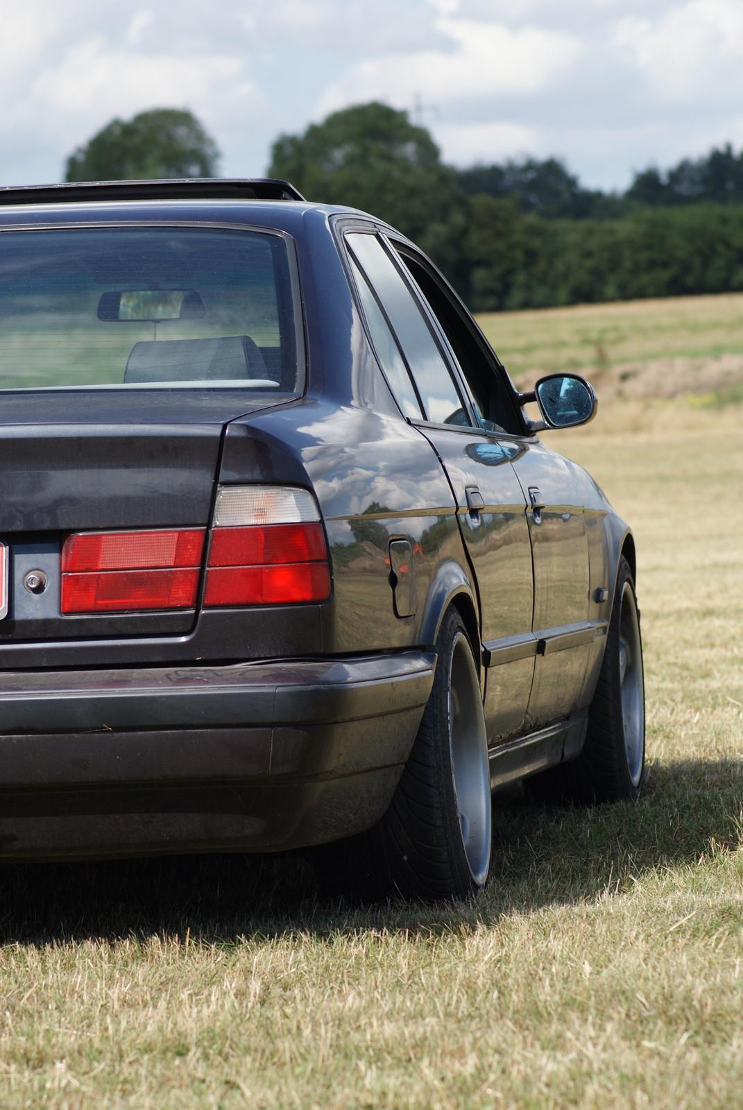 BMW 535i - Solgt - købt igen - Mmmmmh, camber!  billede 8