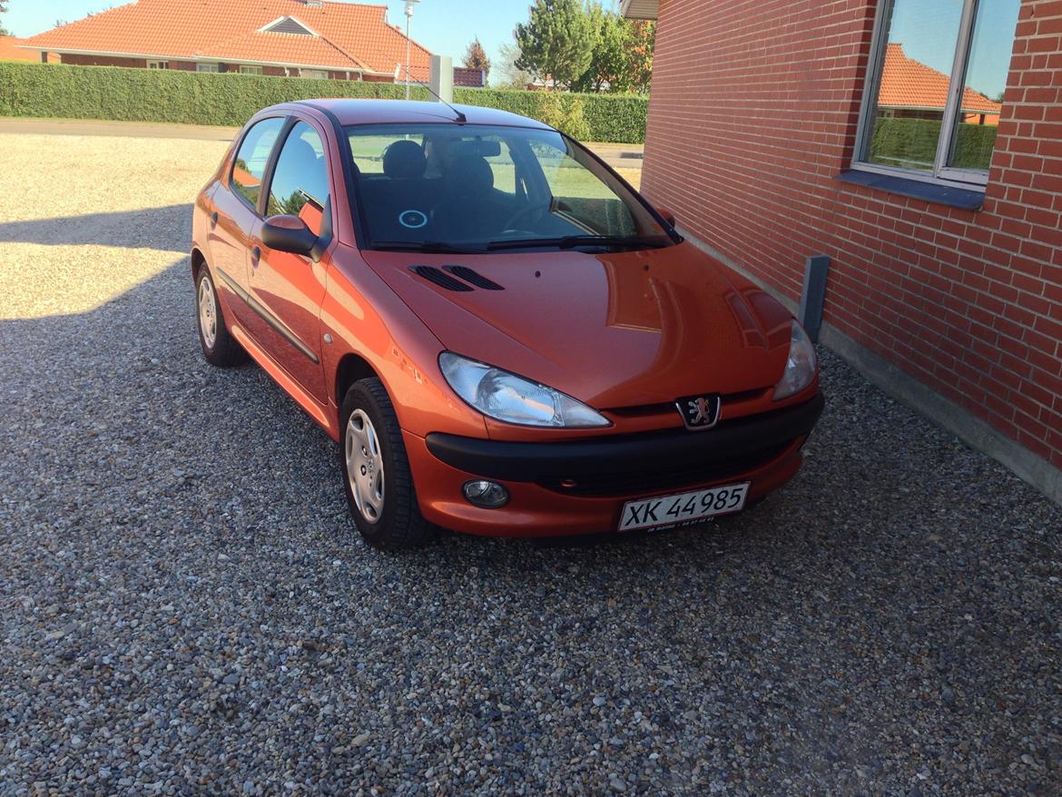 Peugeot 206 1.6 billede 1