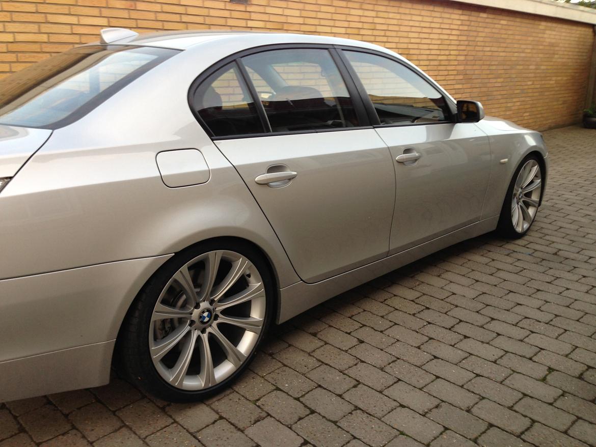 BMW 545i e60 billede 15