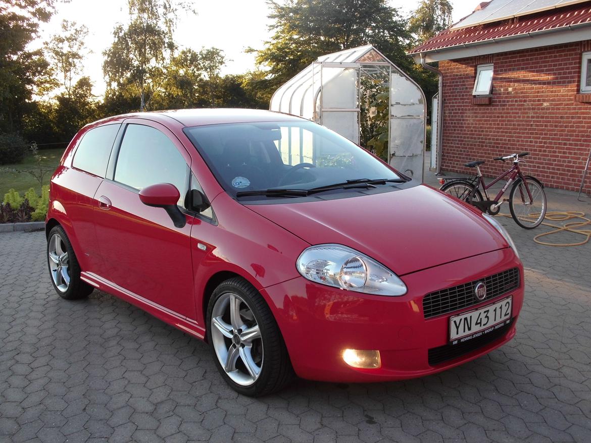 Fiat Grande Punto 1.9 JTD Sport billede 1