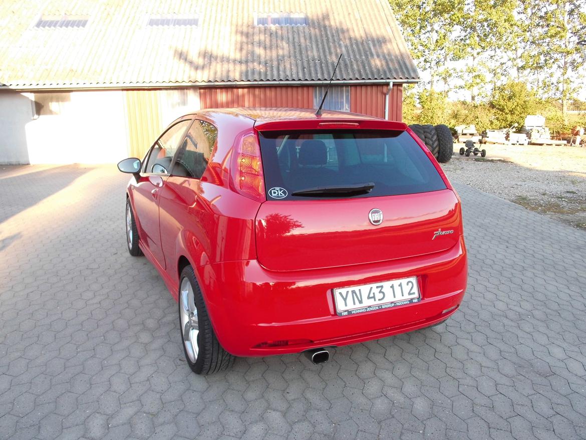 Fiat Grande Punto 1.9 JTD Sport billede 2