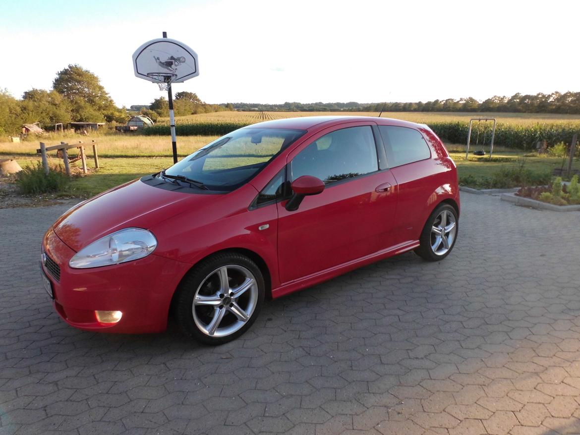 Fiat Grande Punto 1.9 JTD Sport billede 4