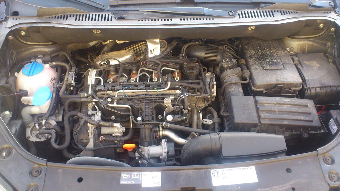 VW Caddy - lille effektiv 4 cyl. diesel, med lille effektiv turbo. billede 11